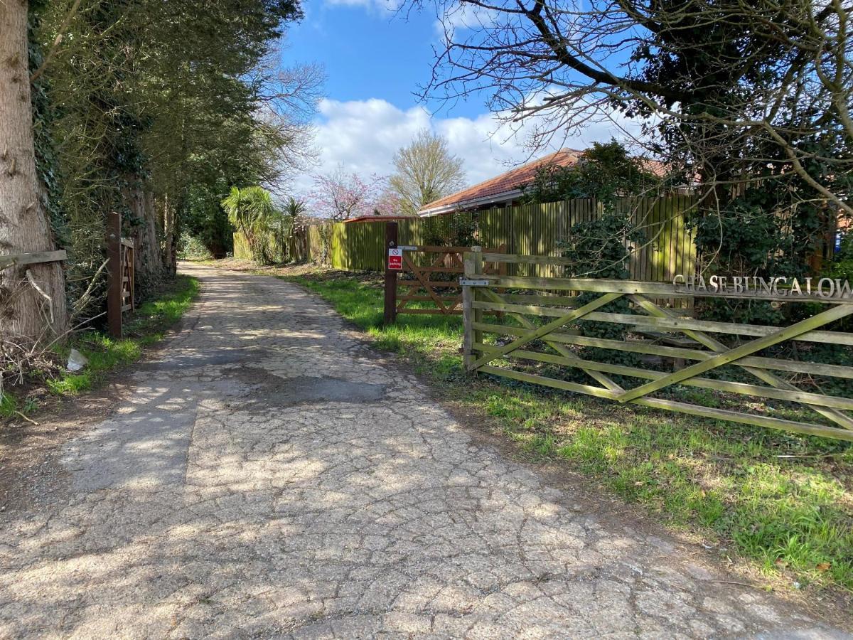 Chase Bungalow Billericay Exterior photo