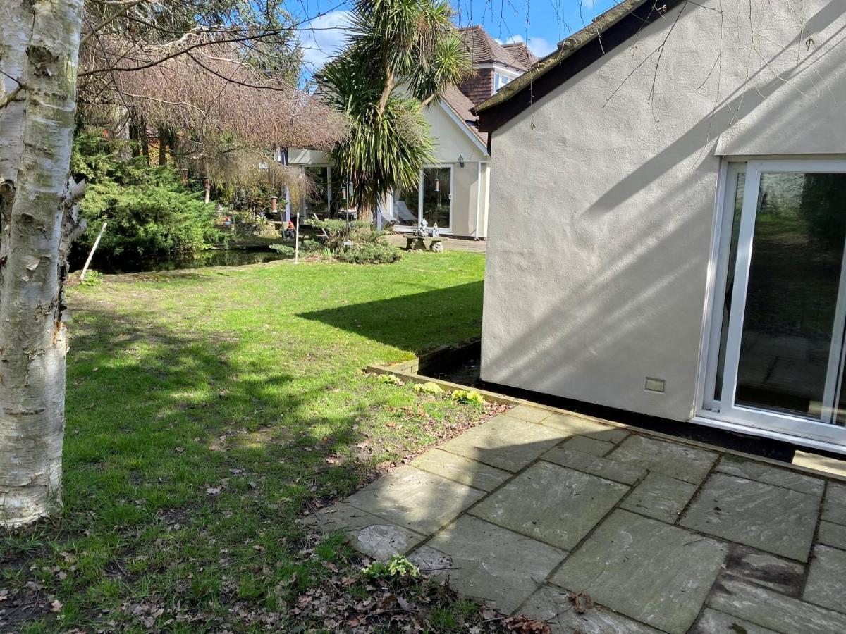 Chase Bungalow Billericay Exterior photo